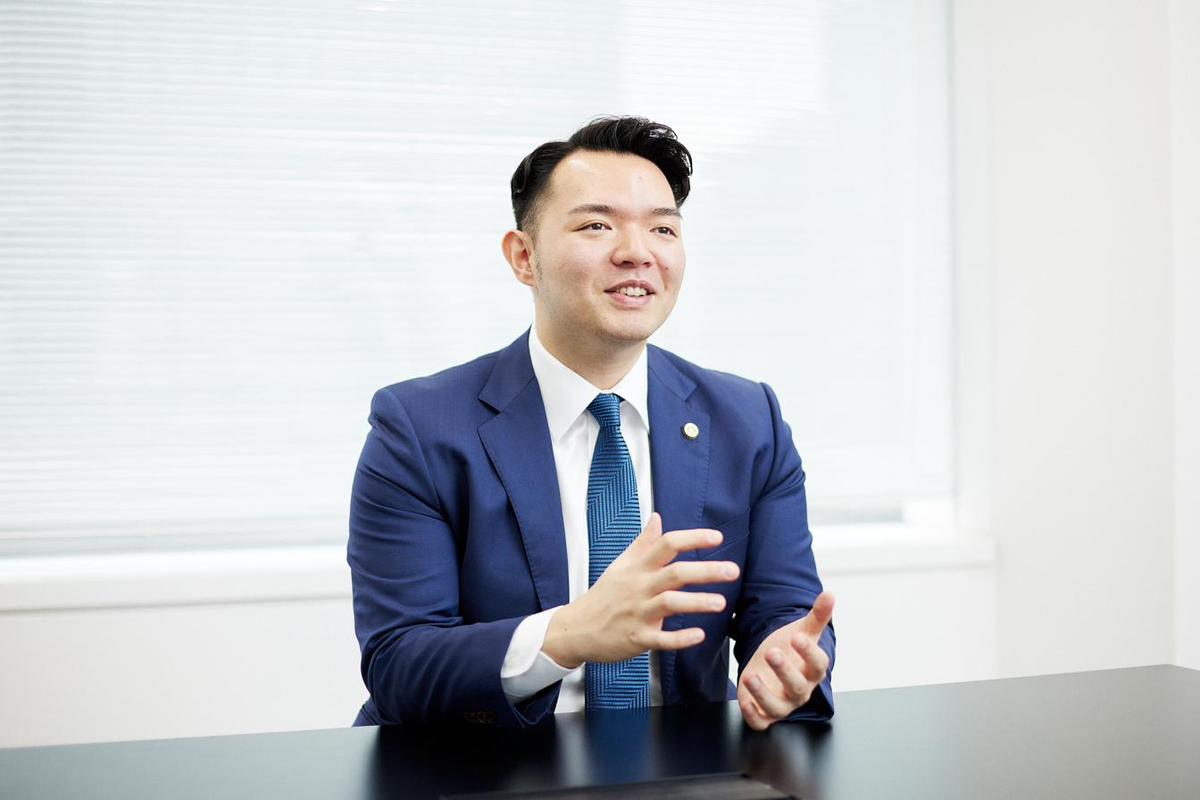 示談交渉を行う弁護士